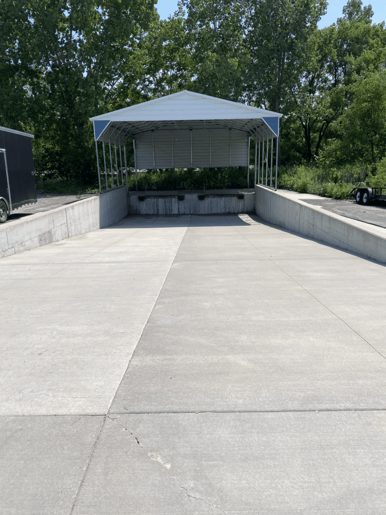 concrete cleaning in Bolingbrook, IL